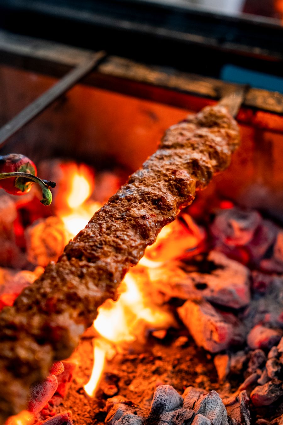 Adana Kebab grillet over kul